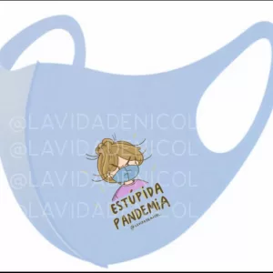 Cubreboca celeste